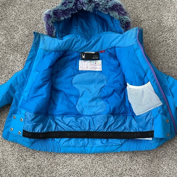Spyder ski/snow jacket size 4 - Picture 2 of 5